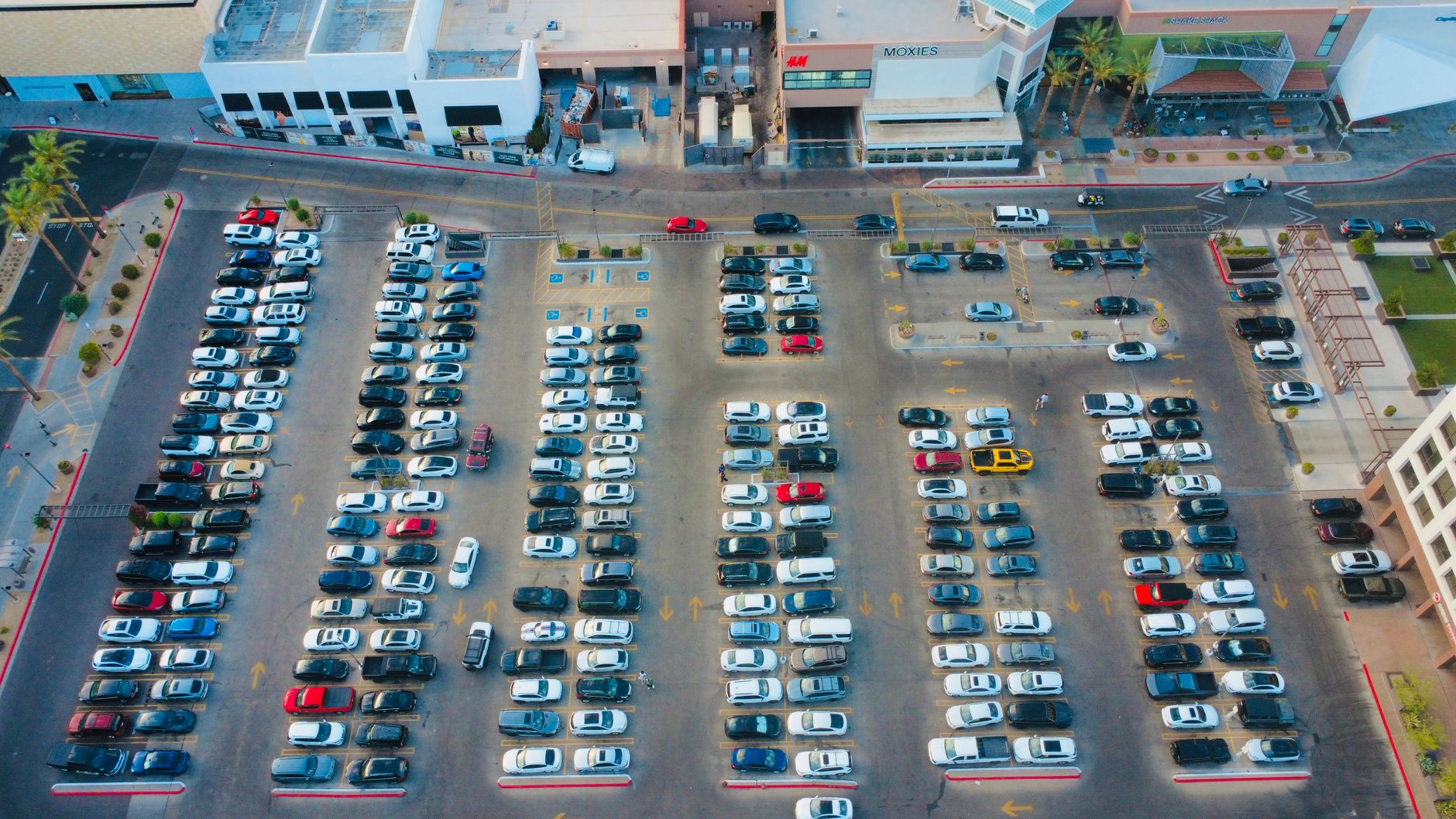 Surprise Retail: The West Valley's Next Rooftop Story